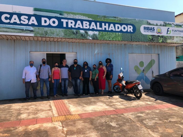 Galeria Casa do Trabalhador de Ribas do Rio Pardo recebe as orientações FUNTRAB Galeria Casa do Trabalhador de Ribas do Rio Pardo recebe as orientações FUNTRAB