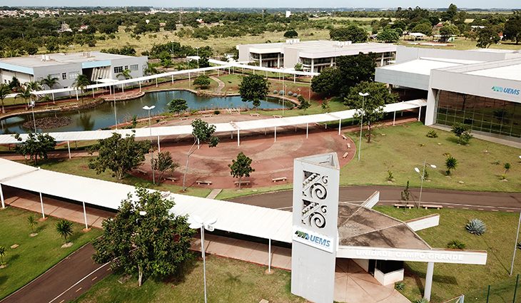 Acadêmica do Curso de Pedagogia é aprovada em Mestrado em Educação da UFMS- Campo  Grande - Campus de Naviraí